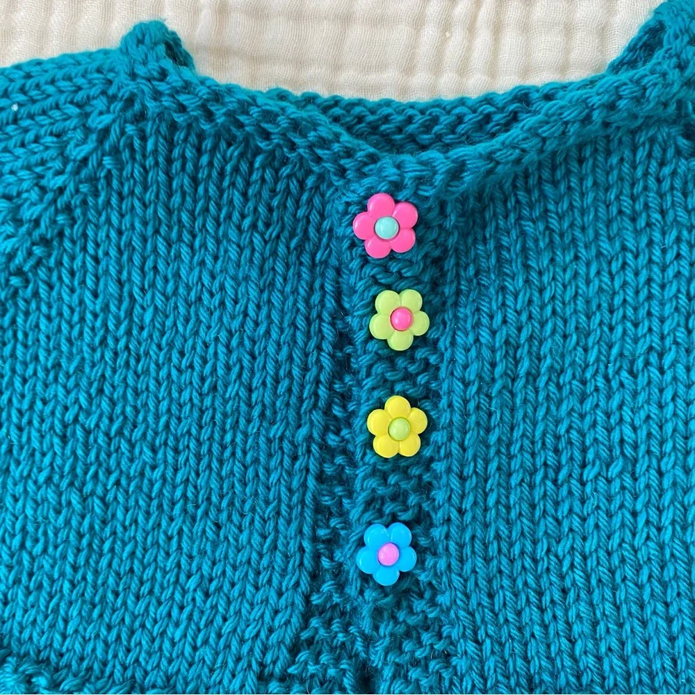HANDMADE WOOL Cardigan Merino Blend Sweater Top Hand Knit Cozy Stitch Floral